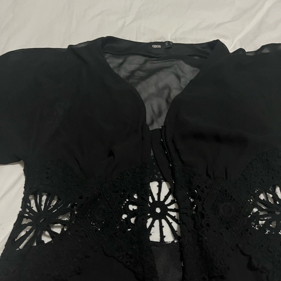 Gorgeous black night dress. Photos don’t do justice. Size S - Picture 3 of 3